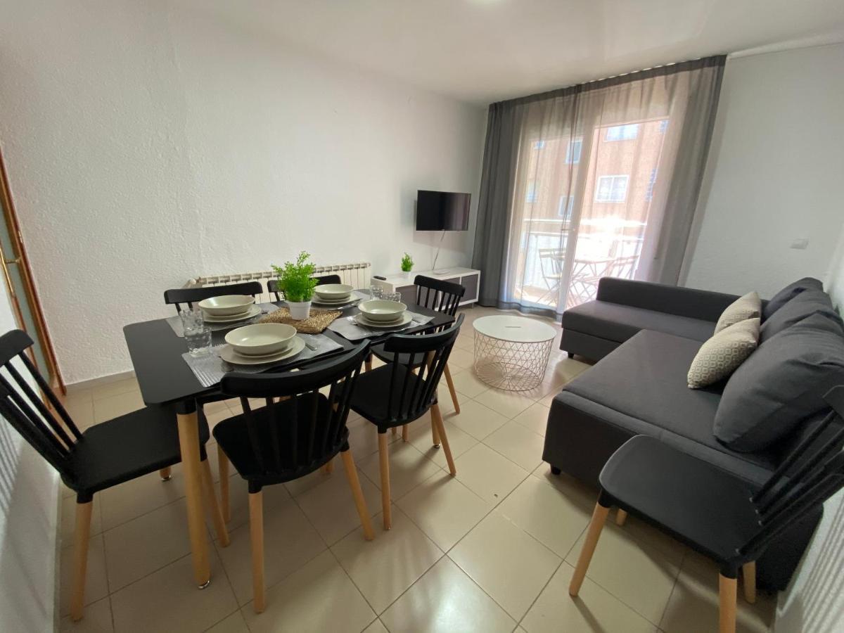 Apartamentos Ar Isern Бланес Экстерьер фото