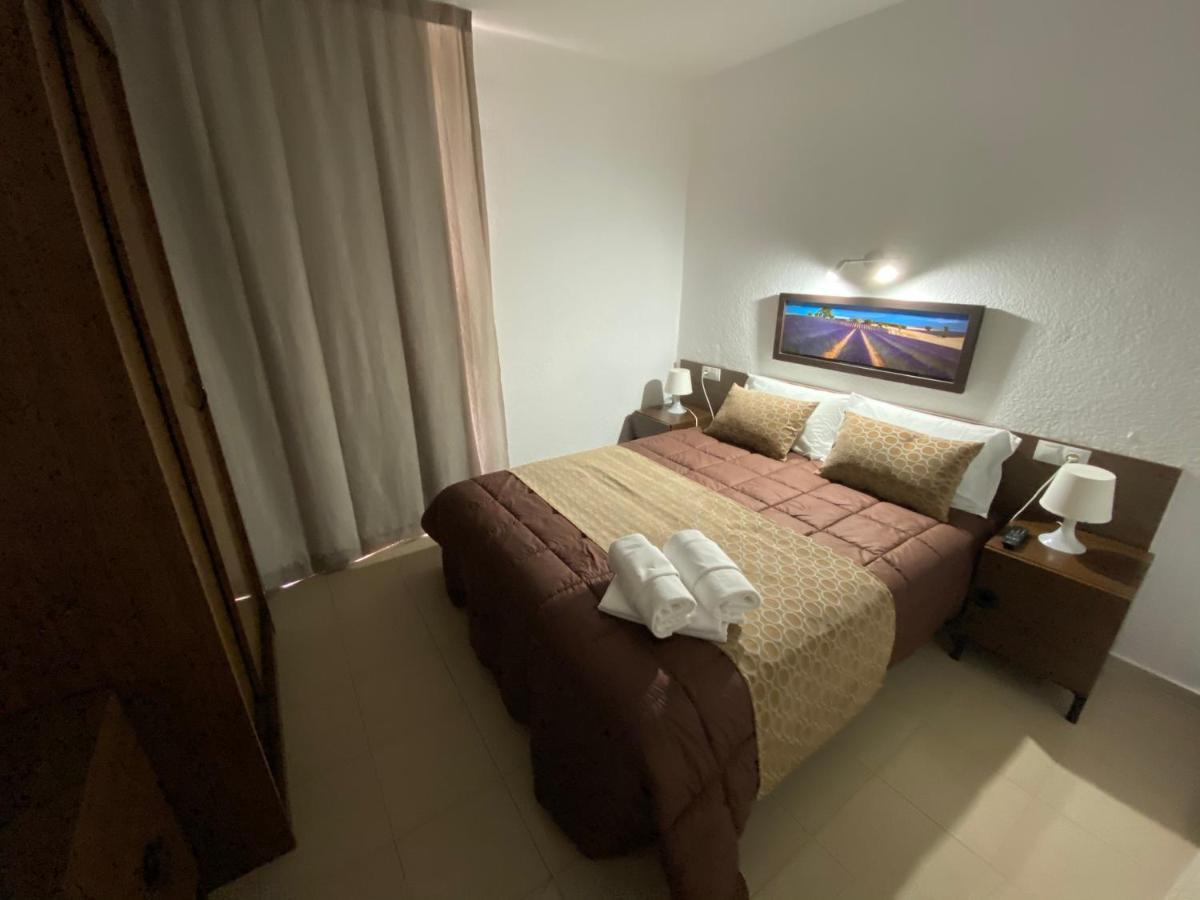 Apartamentos Ar Isern Бланес Экстерьер фото