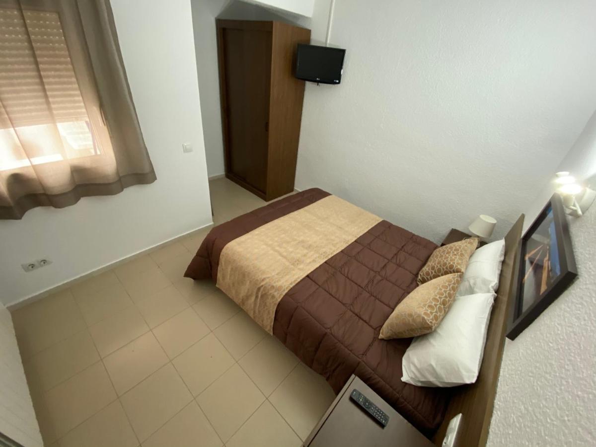 Apartamentos Ar Isern Бланес Экстерьер фото