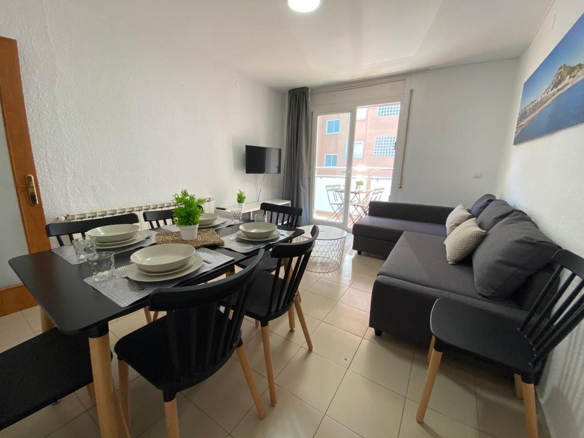 Apartamentos Ar Isern Бланес Экстерьер фото