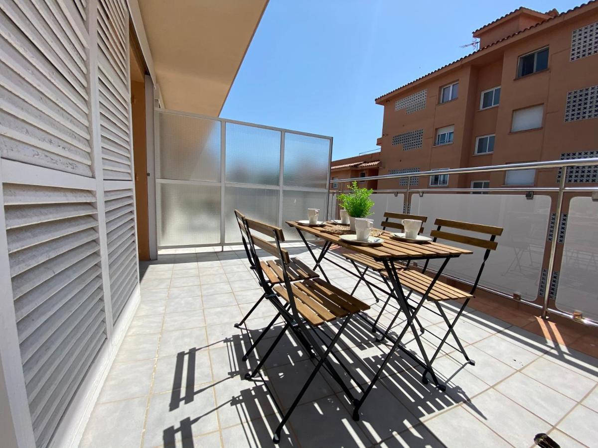 Apartamentos Ar Isern Бланес Экстерьер фото