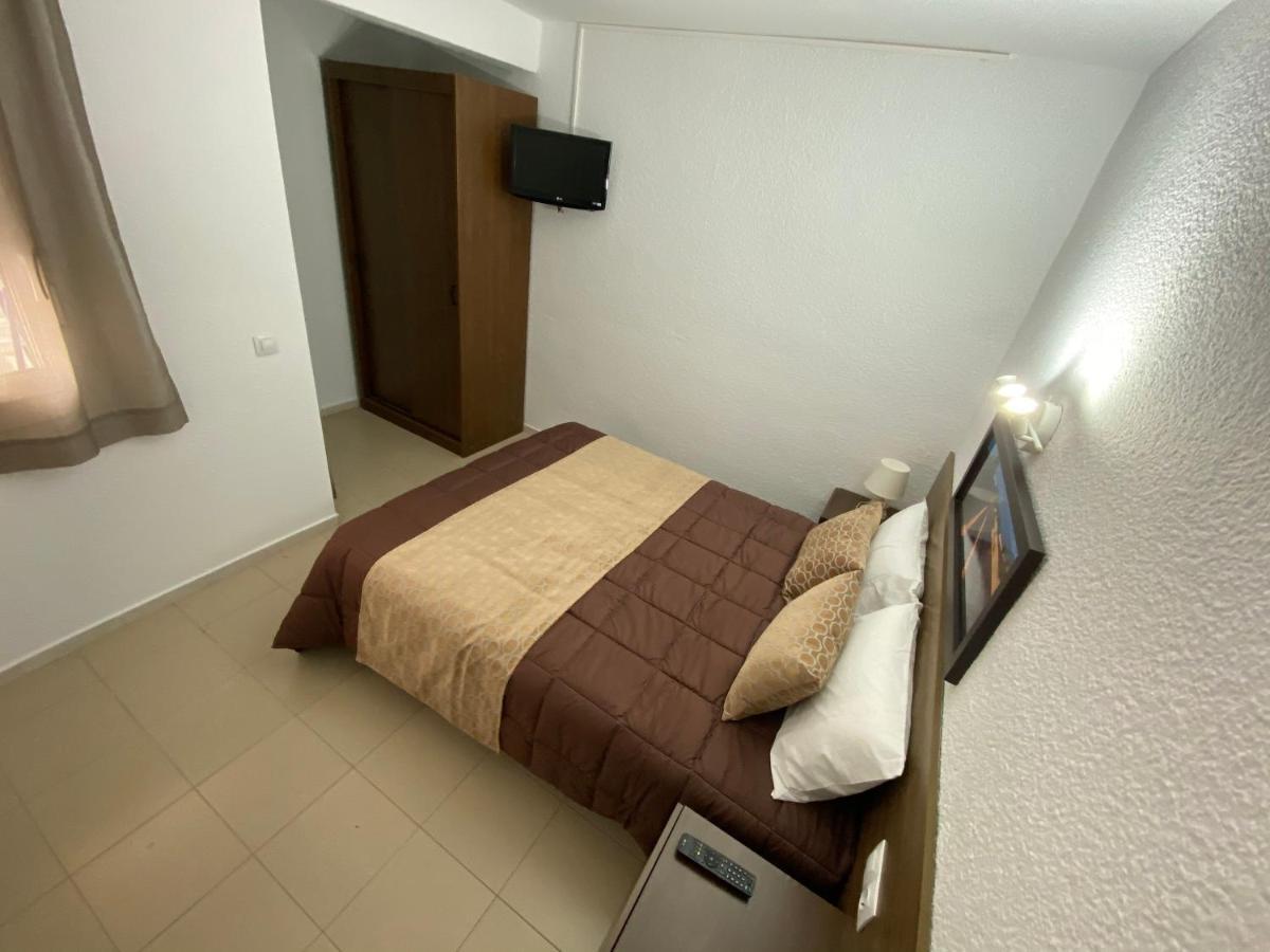 Apartamentos Ar Isern Бланес Экстерьер фото