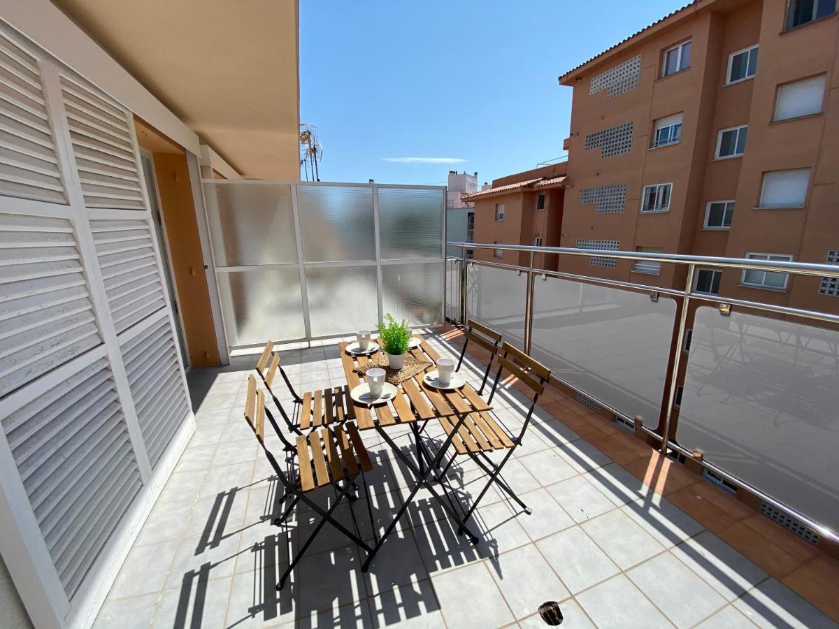 Apartamentos Ar Isern Бланес Экстерьер фото