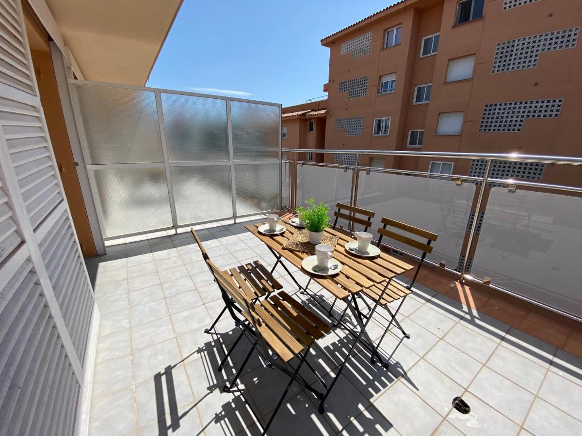 Apartamentos Ar Isern Бланес Экстерьер фото