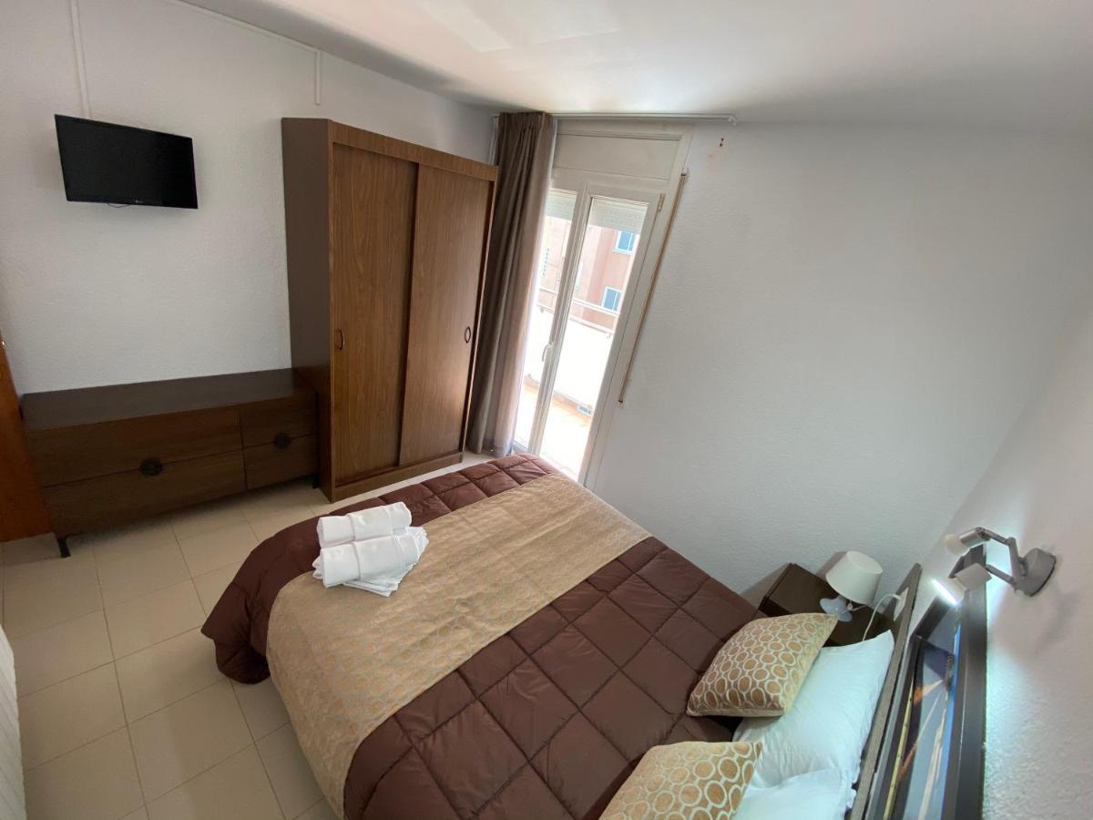 Apartamentos Ar Isern Бланес Экстерьер фото