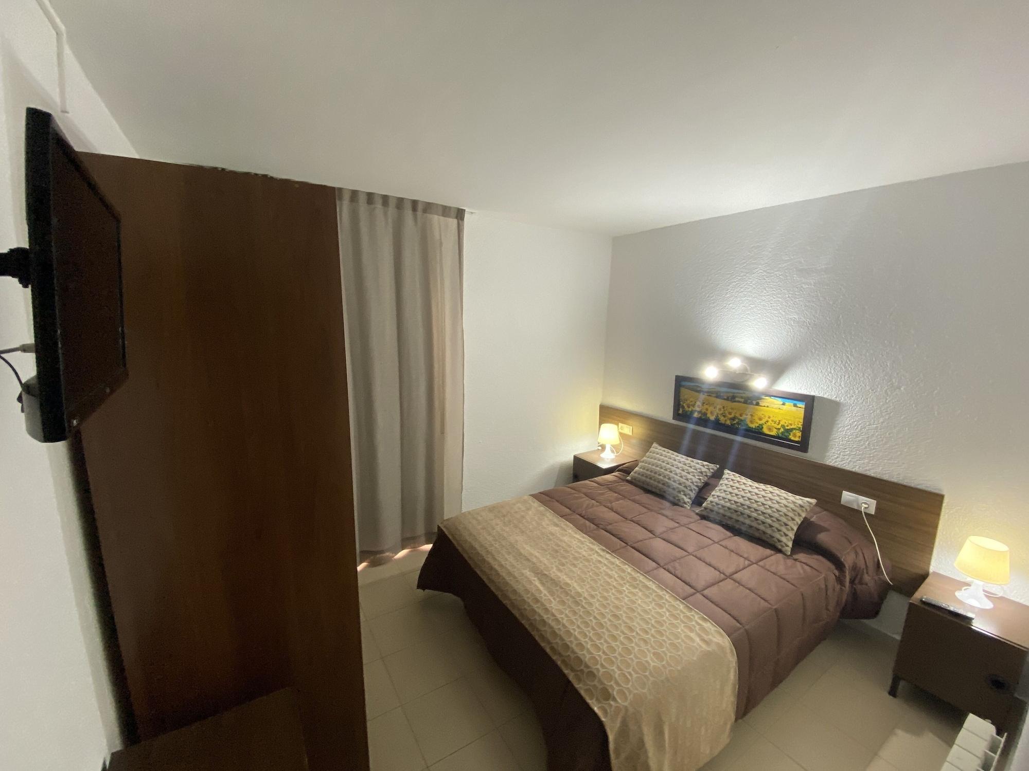 Apartamentos Ar Isern Бланес Экстерьер фото
